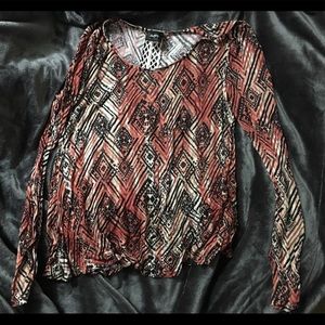 Sheer, feisty Daytrip shirt